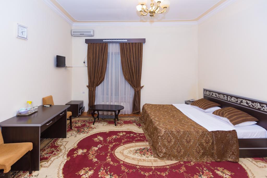 Araz Hotel Baku Ngoại thất bức ảnh